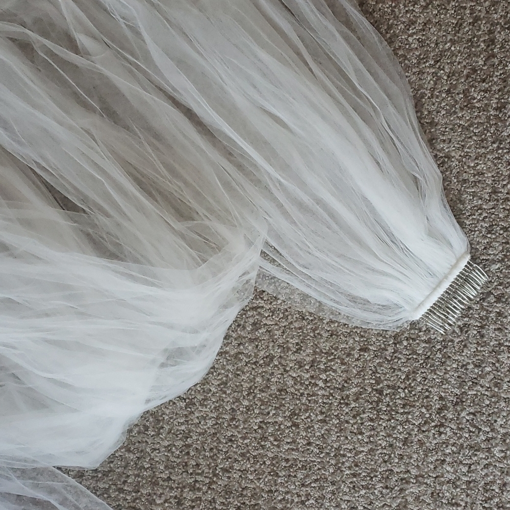 Long White Tulle Bridal Veil with Metal Comb Attachment